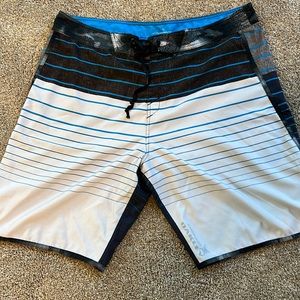 Oakley size 40 swim trunks